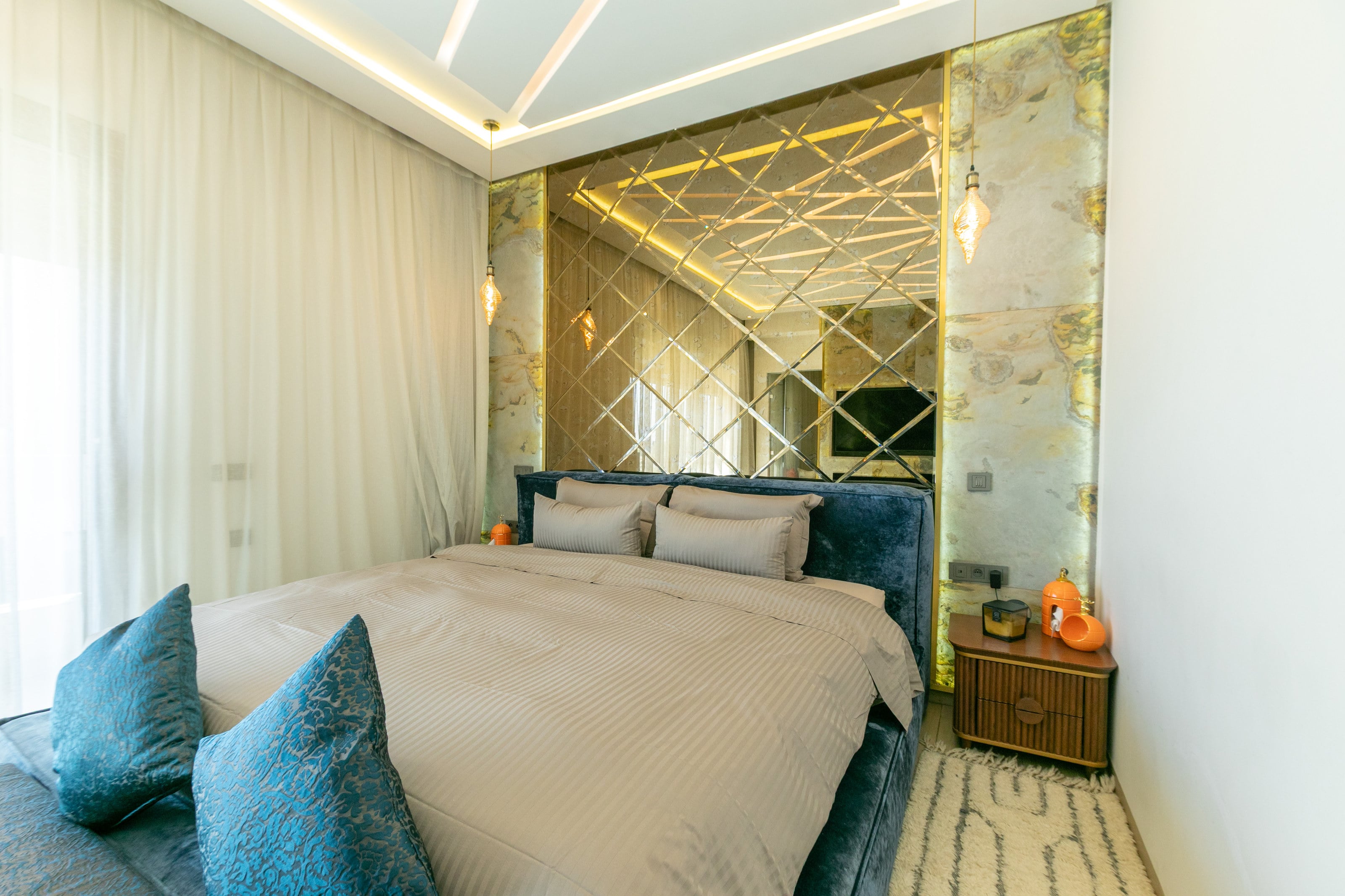 The master suite and its king-size bed