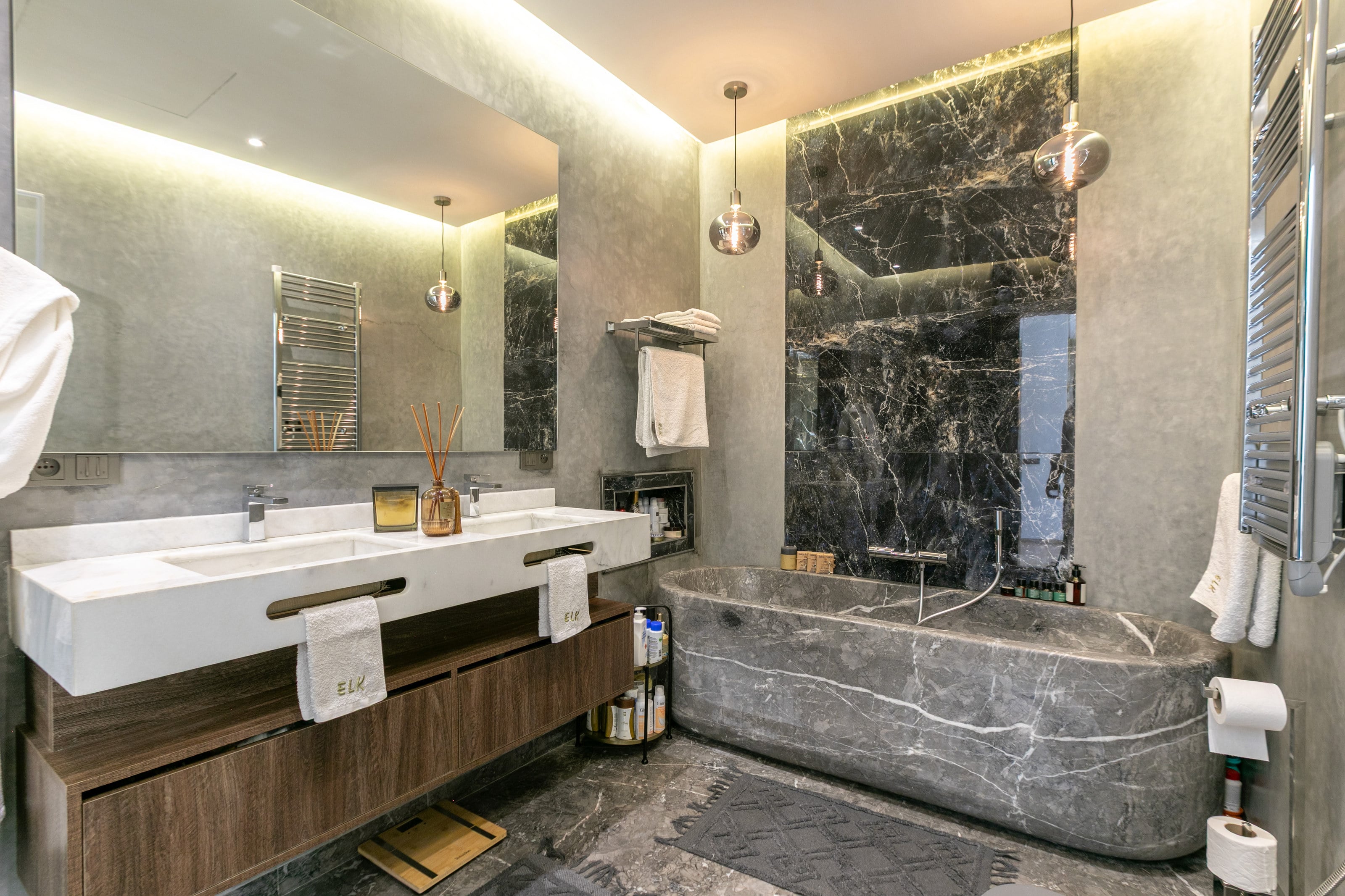 The marble bathtub in the master suite